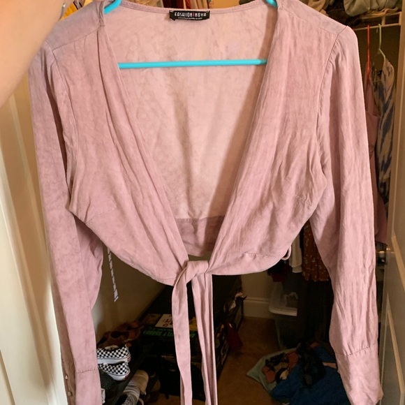 Fashion Nova tie top! - Picture 1 of 4